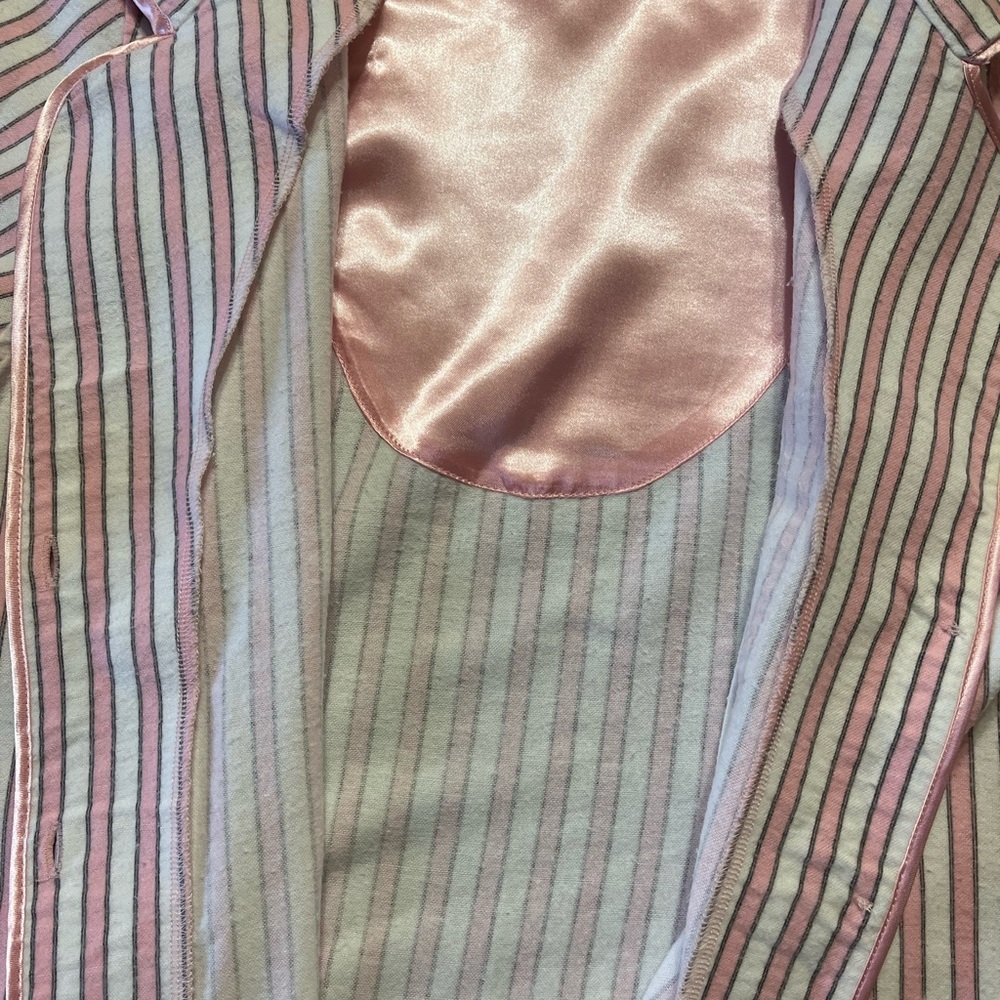 Pajama set - Picture 6 of 10